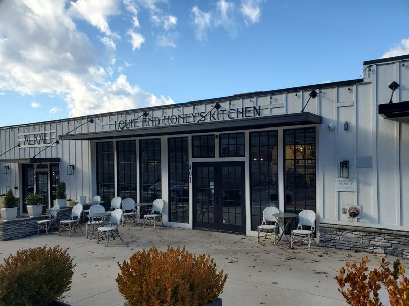 Operating Hours That Work For Most Schedules