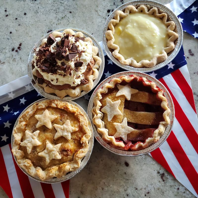 12 Iowa Cafés Serving Scratch Cooking And Sacred Pie - Decor Hint Home Slice Handmade Pies