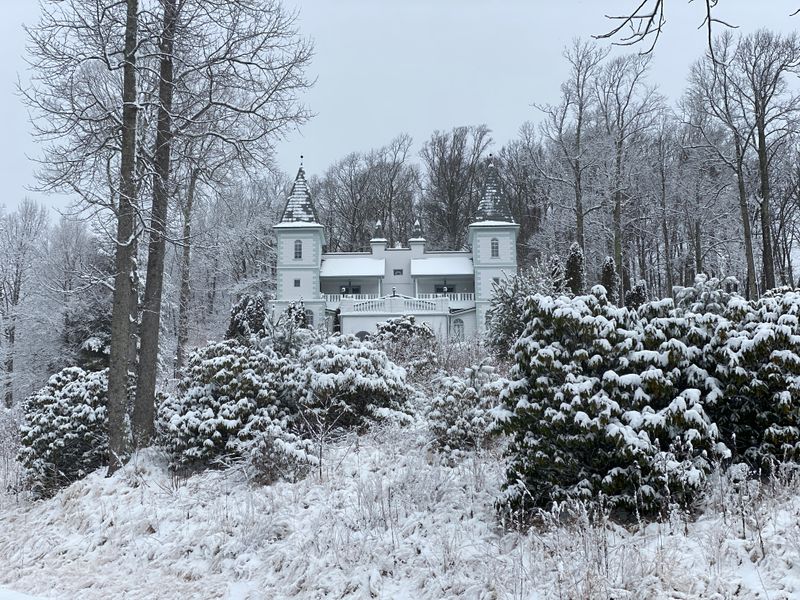 December Magic And Holiday Splendor