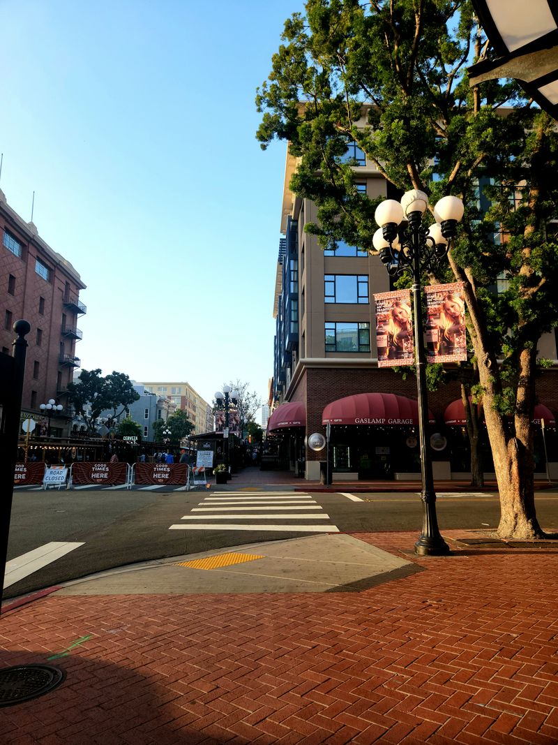 This San Diego, California 5-Day Itinerary Shows A Side Of The City Visitors Usually Miss - Decor Hint Day 2: Explore The Gaslamp Quarter