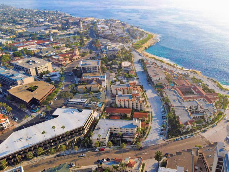 This San Diego, California 5-Day Itinerary Shows A Side Of The City Visitors Usually Miss - Decor Hint Day 5: Discover La Jolla Village