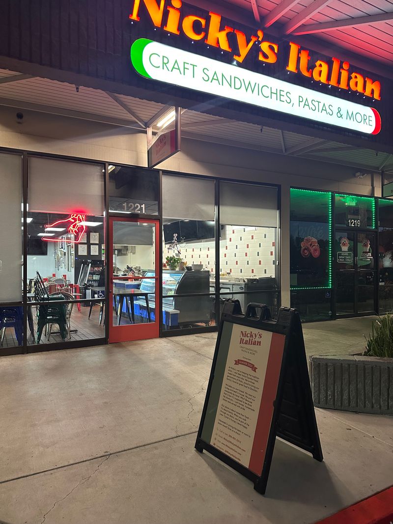 Nicky's Italian
