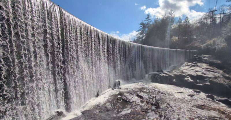 Discover North Carolina’s Hidden Waterfall Paradise