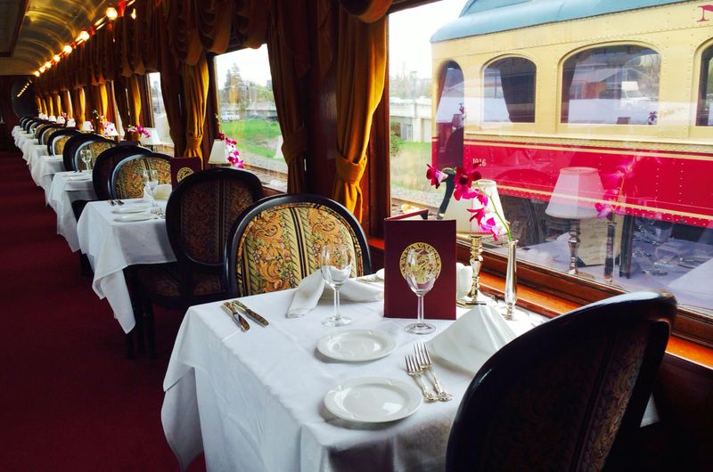 This California Wine Train Pairs Panoramic Views With Fine Dining - Decor Hint Private Events In A Unique Venue