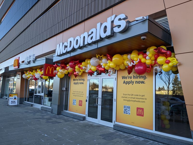 These 15 Culinary Stops In Kingsland, Georgia Make I-95 Travel Way More Delicious - Decor Hint McDonald's