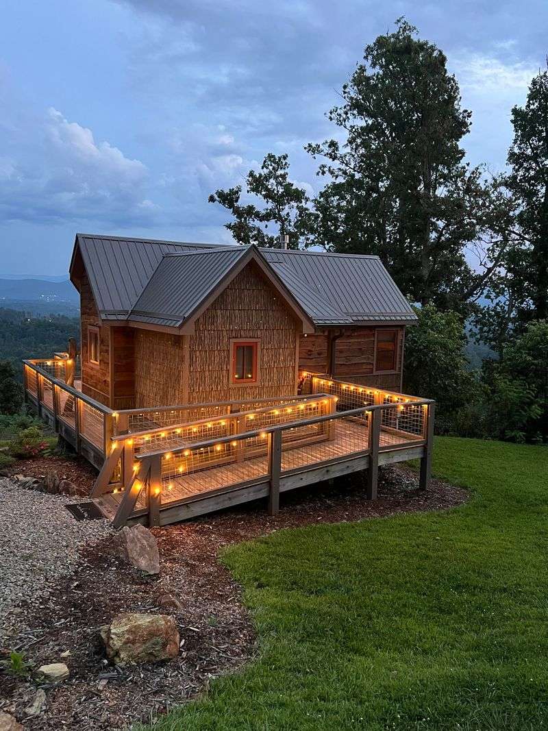 The Farmhouse Blends Rustic Charm With Modern Elegance