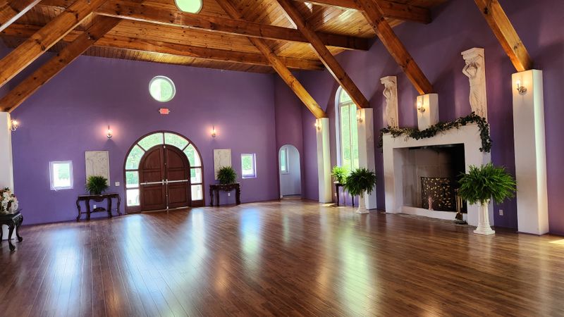 Uhuburg, Georgia's Eagle Owl Castle, Looks Straight Out Of The Middle Ages - Decor Hint Wine Tasting Experiences