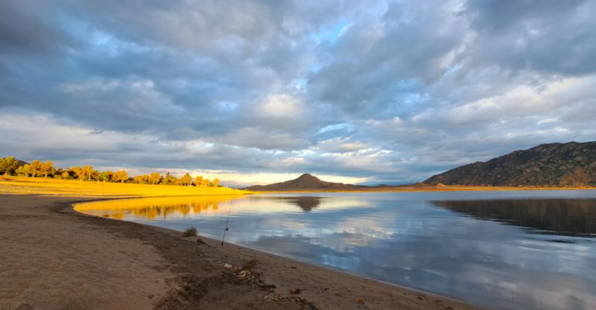 East Of Los Angeles Is A California Outdoor Escape With Camping Hiking And Open Water - Decor Hint