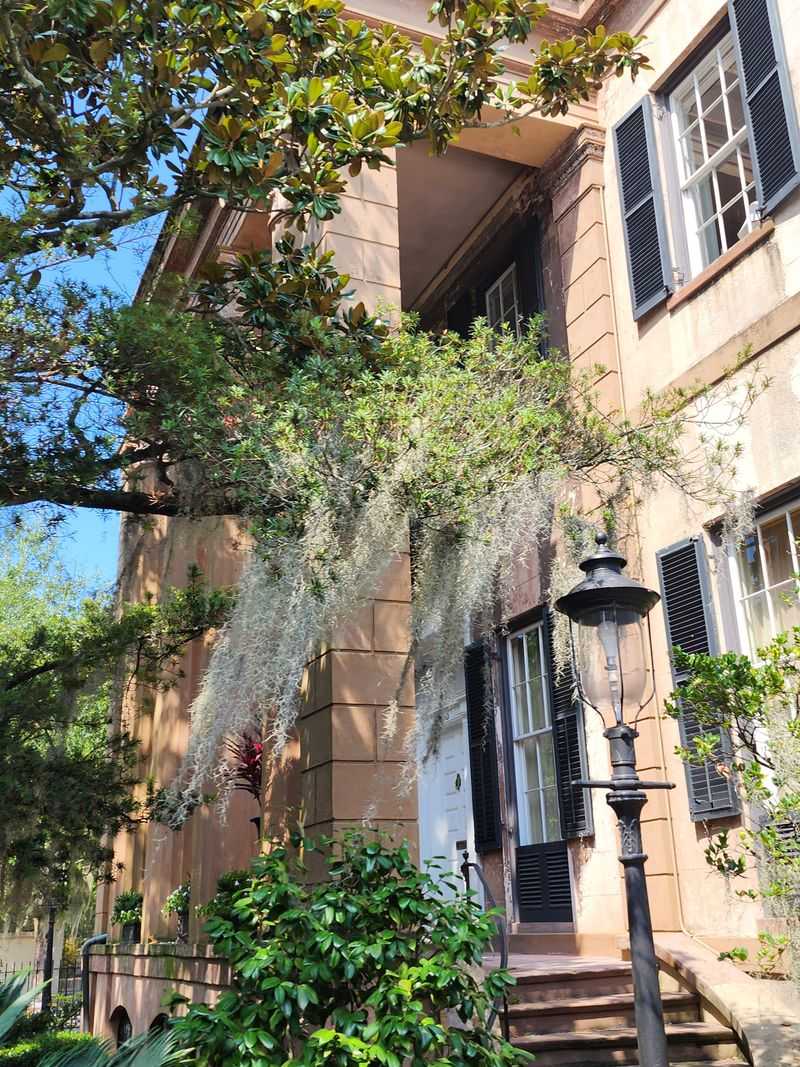 This Exquisitely Preserved Georgia Mansion Is A Masterpiece Of Old-World Southern Elegance - Decor Hint Connection To Macon's Rich History