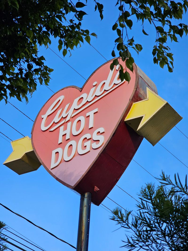 Cupid's Hot Dogs