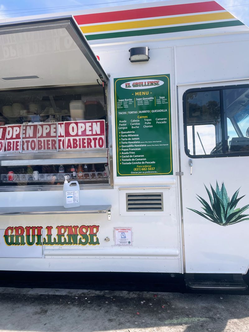 10 California Taco Trucks Where Street Food Is Taken Seriously - Decor Hint Tacos El Grullense (Central Coast/Bay Area)