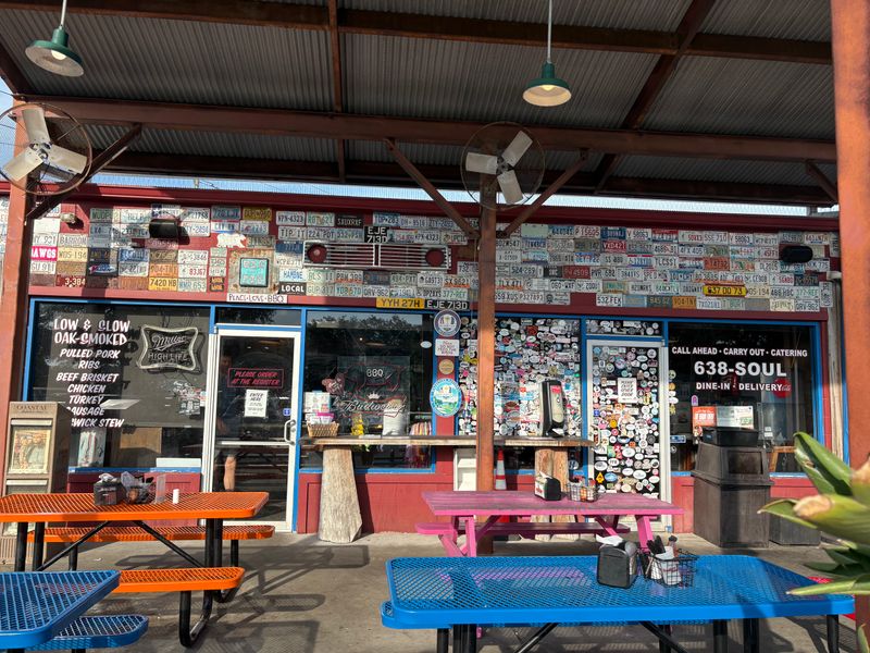 These 16 Georgia Hole In The Wall Restaurants Are Worth The Stop - Decor Hint Southern Soul Barbecue