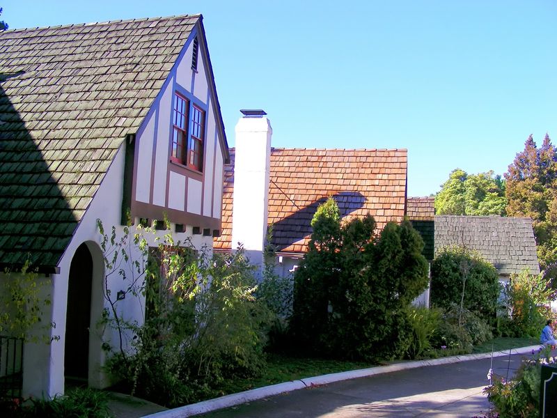 Location At A Historic Crossroads