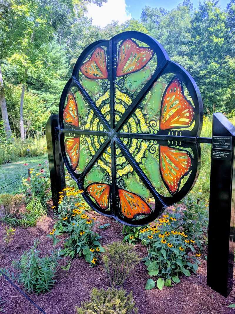 This North Carolina Garden Feels Like A Lush Escape From Reality - Decor Hint Rotating Exhibits Blending Art And Science