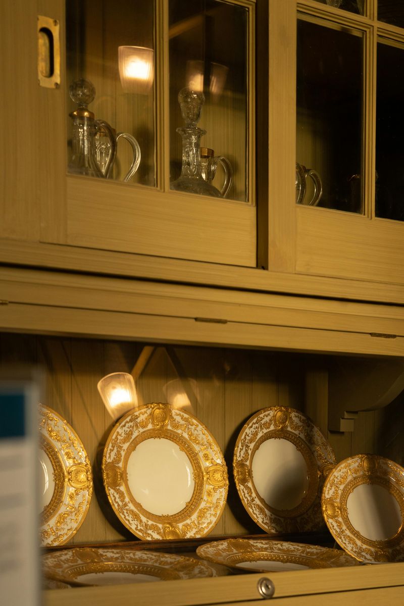 Built-In China Cabinets And Hutches