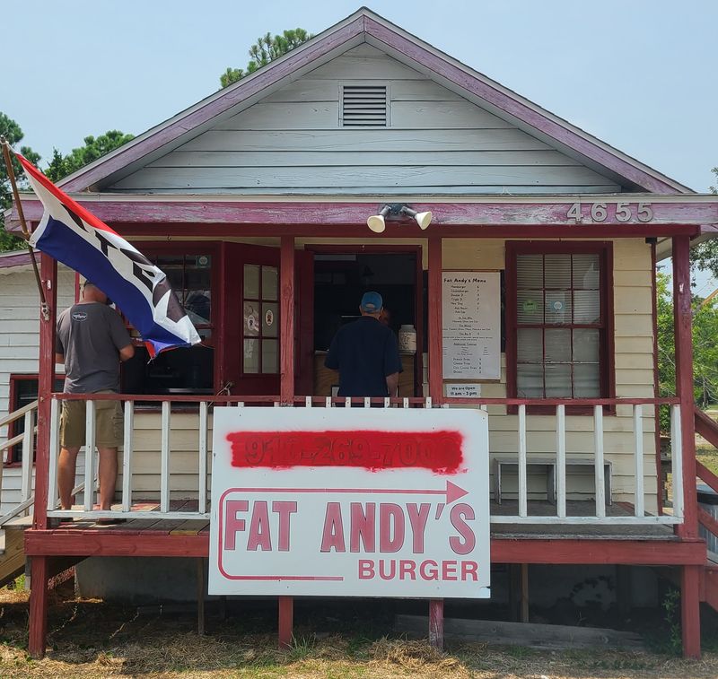 Your Next Burger Obsession? This Coastal North Carolina Spot - Decor Hint Limited Hours Mean Planning Is Essential