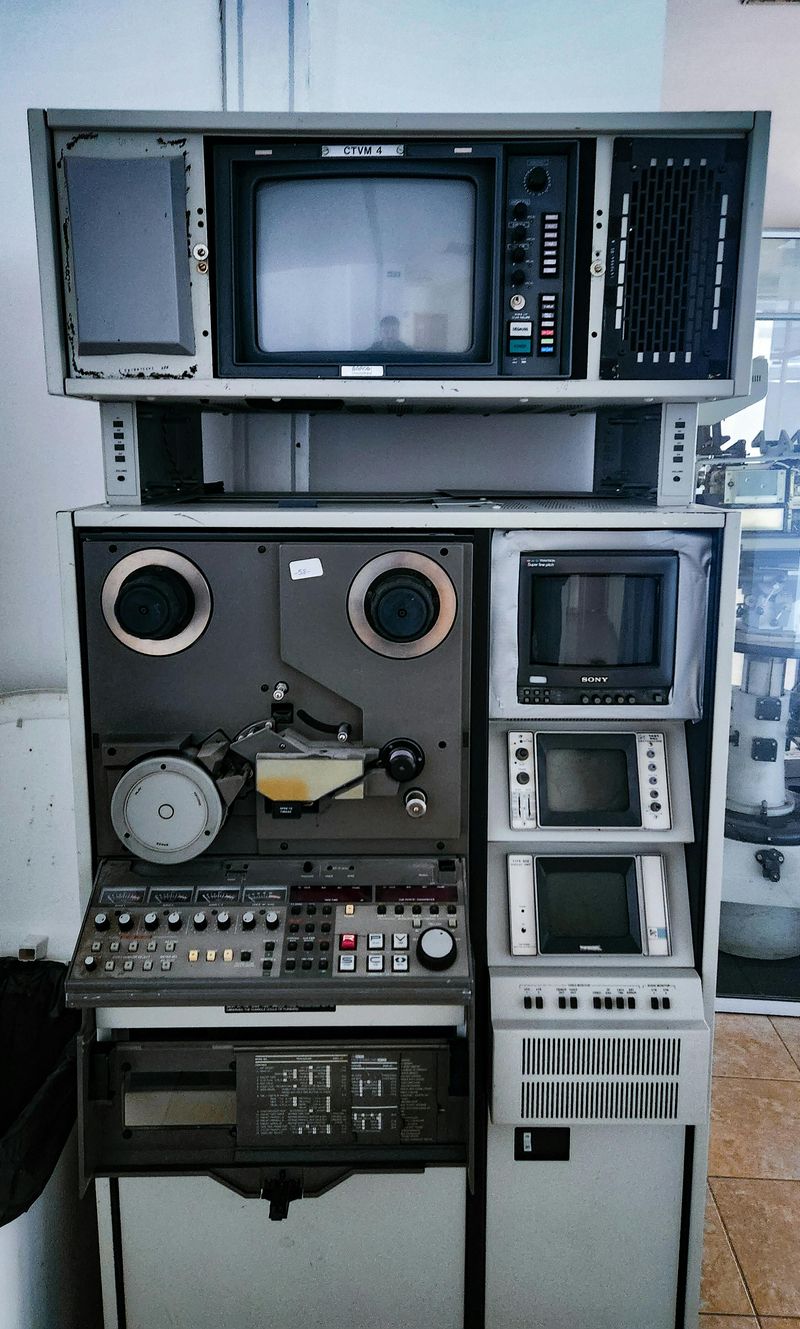 Built-In Entertainment Centers