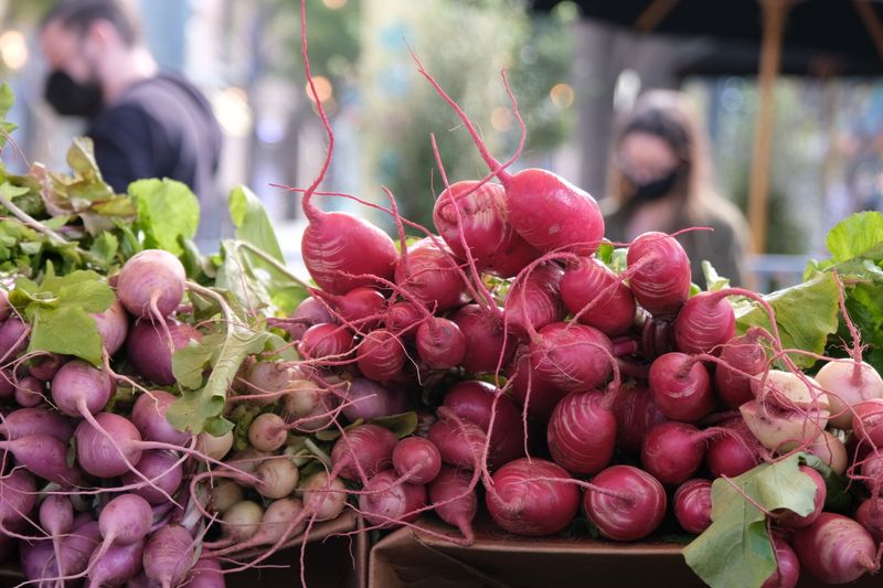 15 California Farmers Markets You'll Want To Visit This Season - Decor Hint Santa Monica Farmers Market