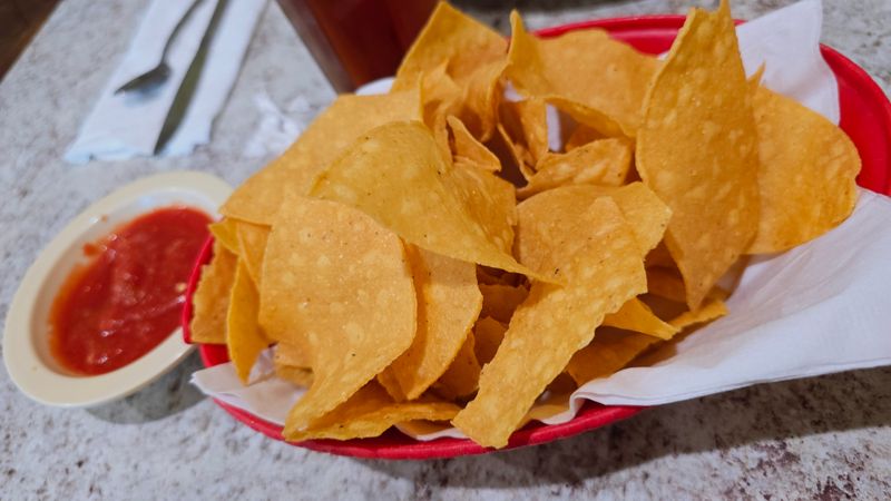 Fresh Chips And Salsa That Set The Tone