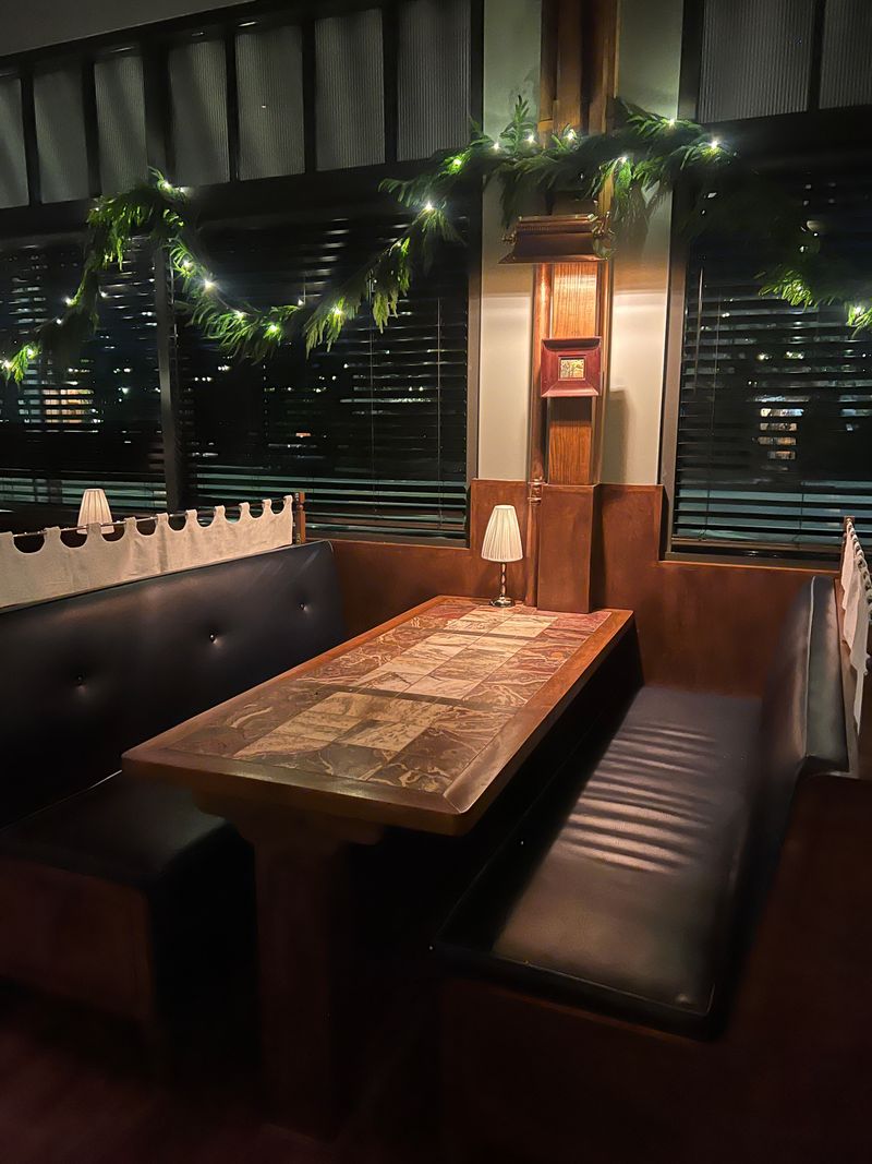 15 Best New Restaurants In Los Angeles, California You Need To Try Right Now - Decor Hint Hermon's