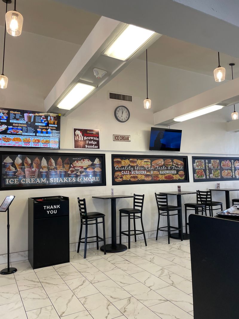 California Burger Express – Bakersfield