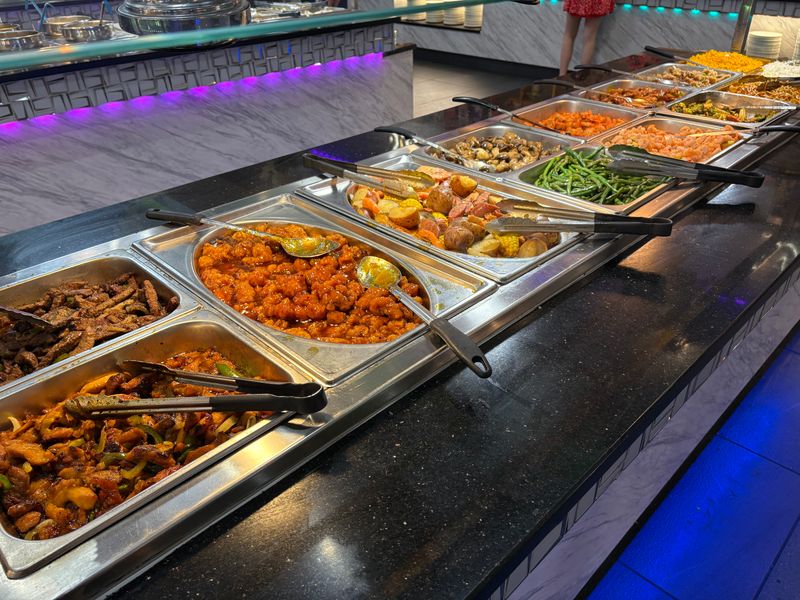 Eat Well Modern Buffet