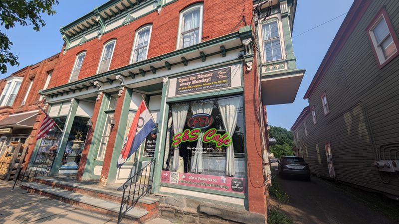 These Georgia Diners Serve The Kind Of Food That Brings Back Memories - Decor Hint S&S Cafeteria