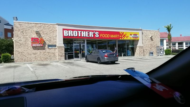 Brother’s Food Mart