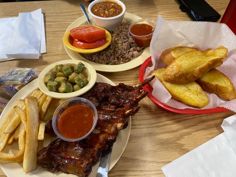 These Georgia BBQ Joints Prove The Best Barbecue Is Worth Traveling For - Decor Hint Old Hickory House