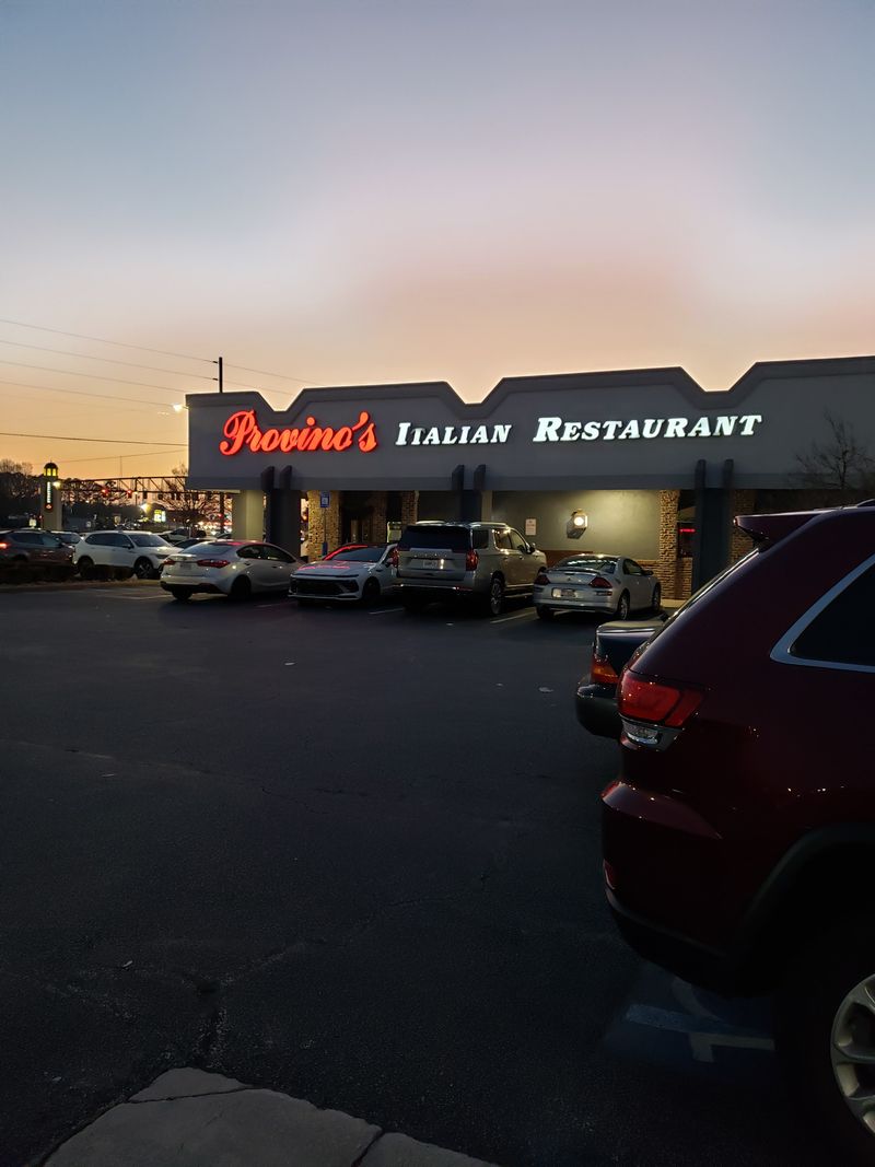15 Reasons Provino's Italian Restaurant Proves Classic Spaghetti Never Goes Out Of Style In Georgia - Decor Hint Multiple Locations Across Georgia For Easy Access