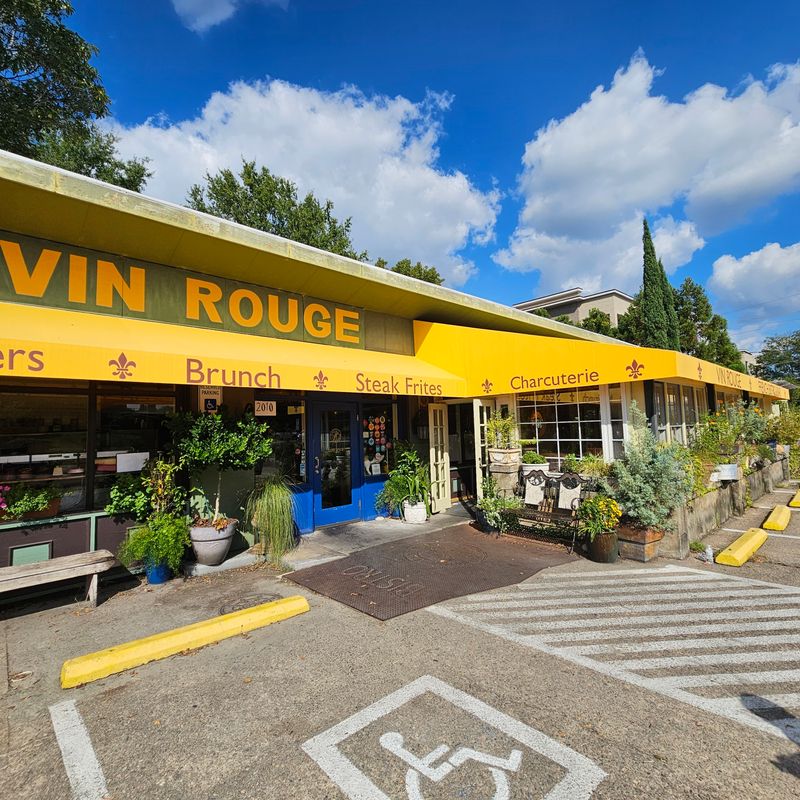 French Onion Soup Fans, Your North Carolina Paradise Awaits - Decor Hint A Durham Institution Since 1996