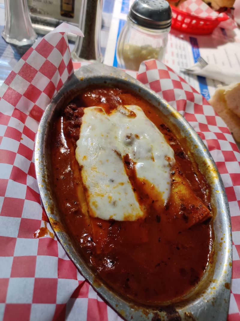 De Parsia's Restaurant & Catering