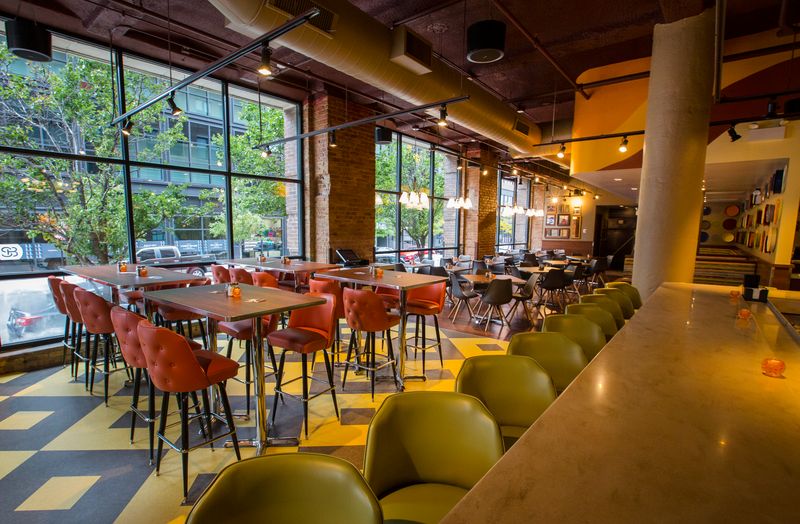 10 Spots Where Illinois Keeps The Deep Dish Tradition Alive - Decor Hint Nancy's Pizza Chicago West Loop