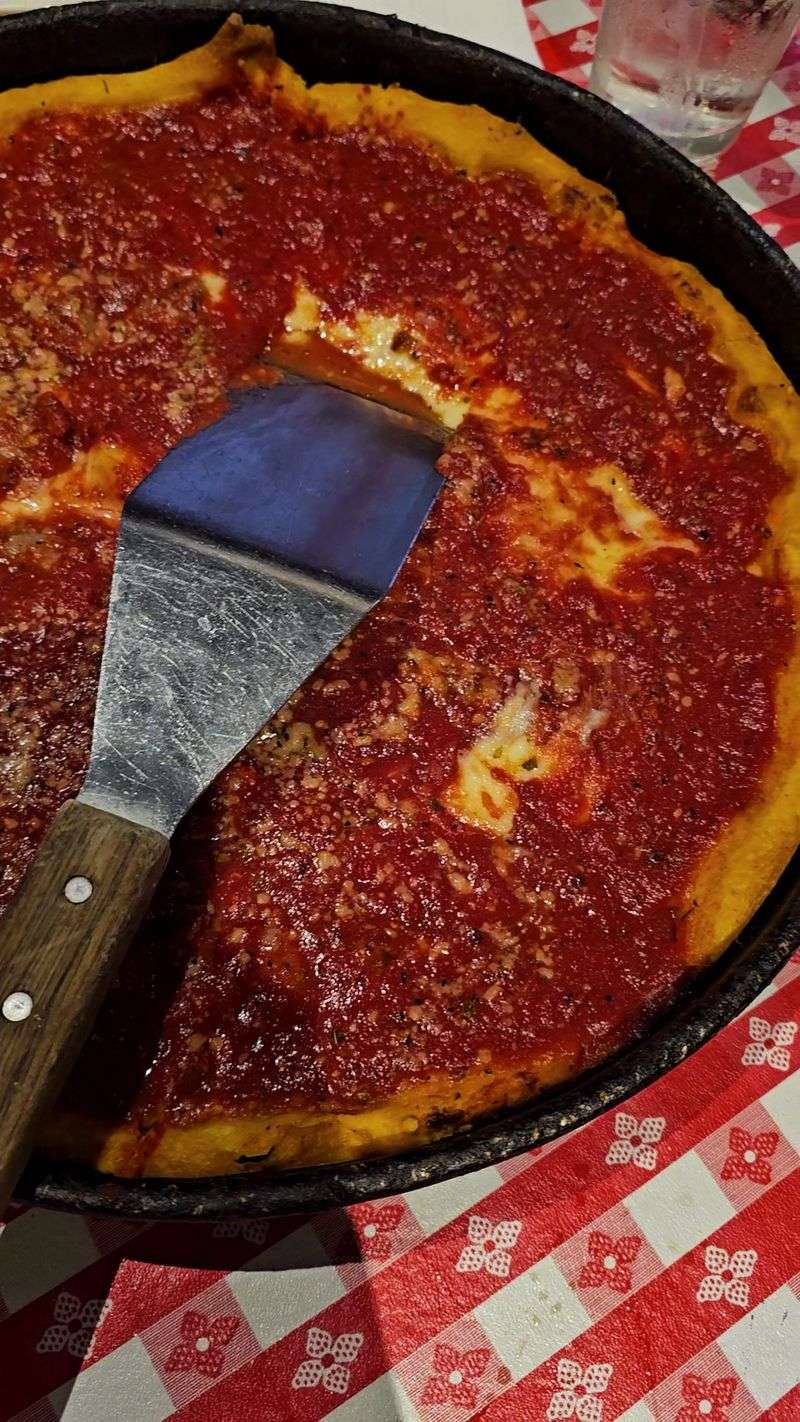 10 Spots Where Illinois Keeps The Deep Dish Tradition Alive - Decor Hint Gino's East