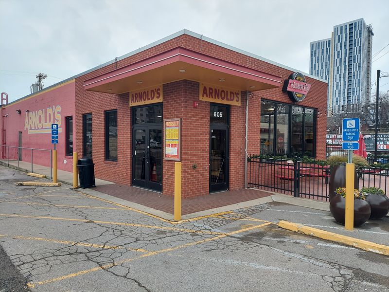 Arnold’s Country Kitchen