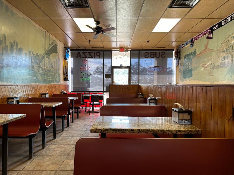 These North Carolina Italian Restaurants Are Local Legends - Decor Hint Luigi's Pizza, Morehead City