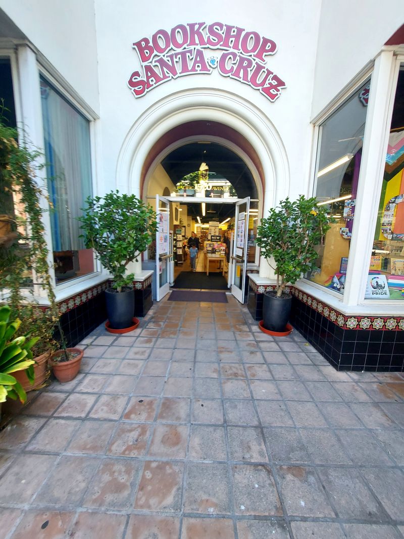 14 Massive Bookstores Across California Where You Can Happily Get Lost For Hours - Decor Hint Bookshop Santa Cruz