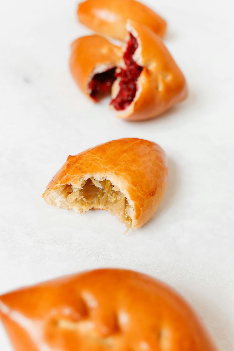 15 Kansas Food Traditions That Confuse Outsiders But Locals Wouldn't Change A Thing - Decor Hint Bierocks