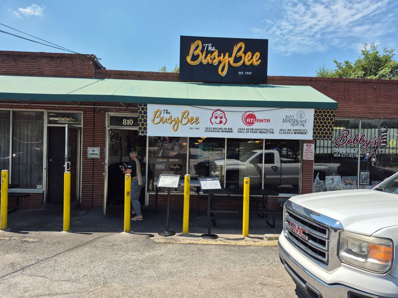 These Underrated Georgia Restaurants Are Better Than Their Hype - Decor Hint Busy Bee Cafe
