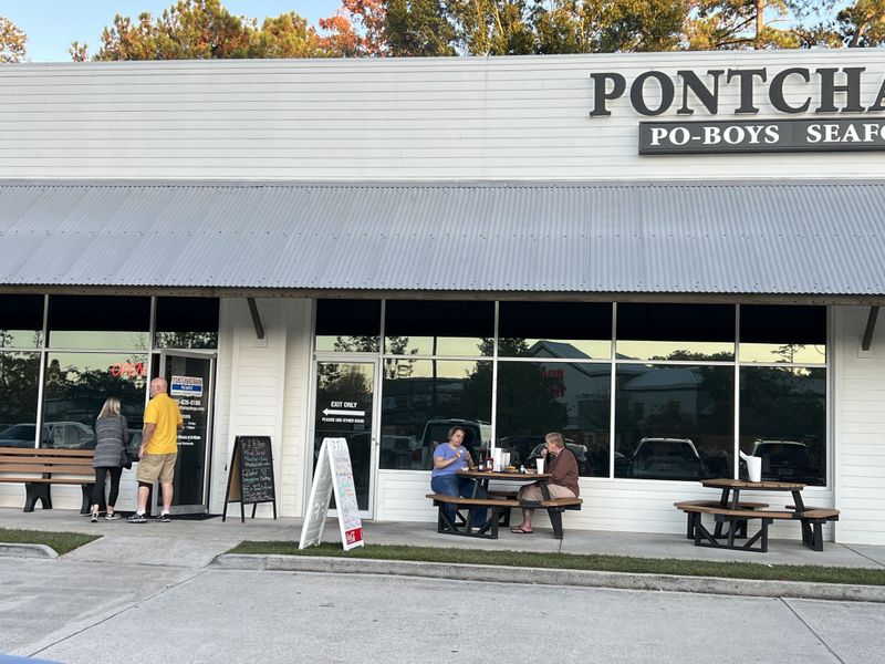 I Drove Louisiana Backroads To Try 10 Po'boy Shops - And The Last 4 Redefined Perfect - Decor Hint Pontchartrain Po-Boys