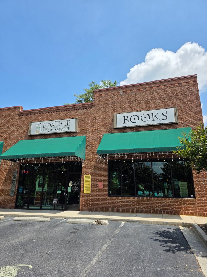 FoxTale Book Shoppe