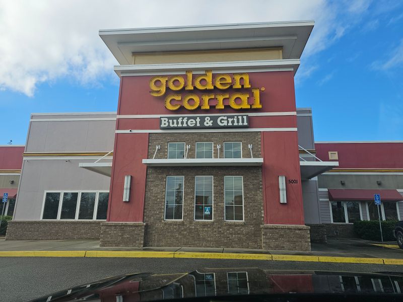Golden Corral - Bakersfield