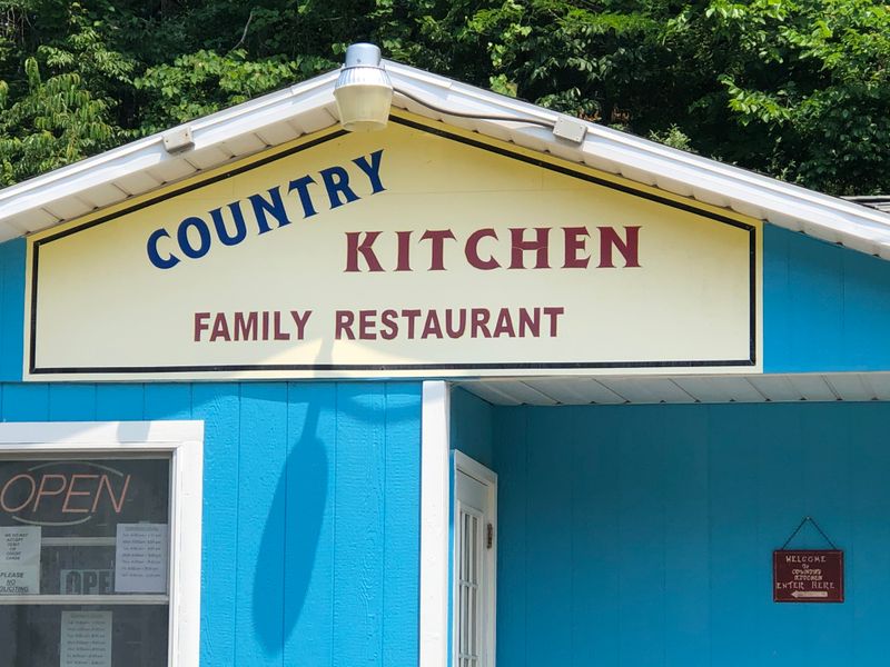 Country Kitchen