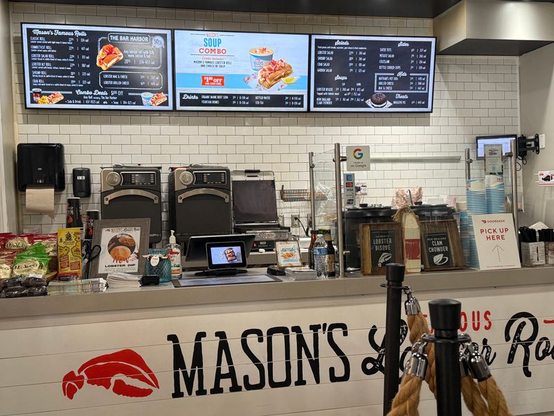 Mason's Famous Lobster Rolls (Dahlonega)