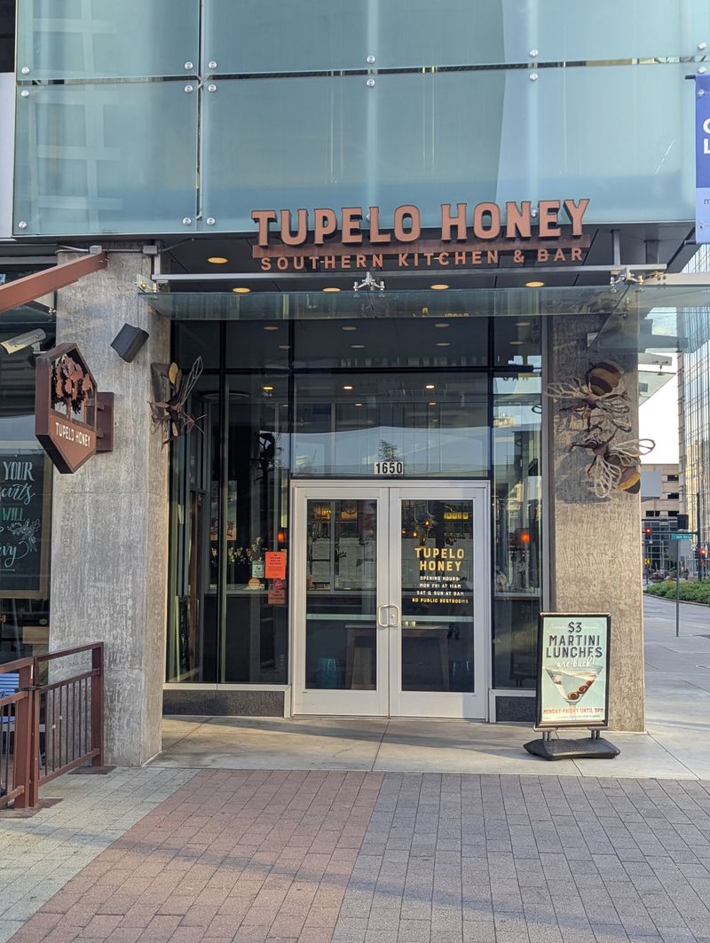 Tupelo Honey