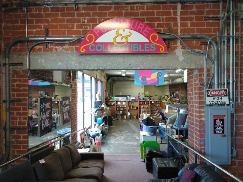 This Massive California Thrift Store Is So Big, Shoppers Say It Takes All Day - Decor Hint Vintage Treasures That Tell Stories