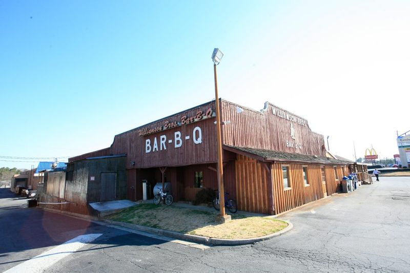 Williamson Bros Bar-B-Q