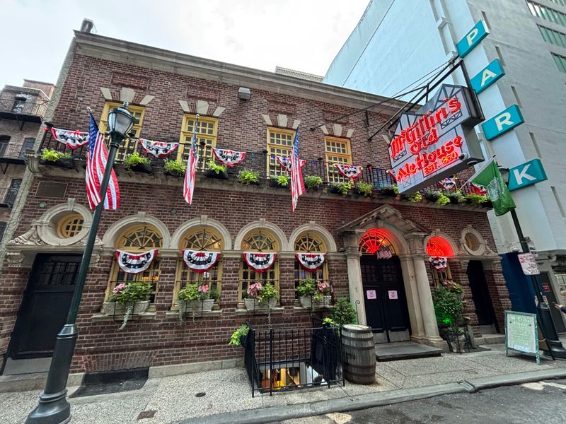 McGillin's Olde Ale House