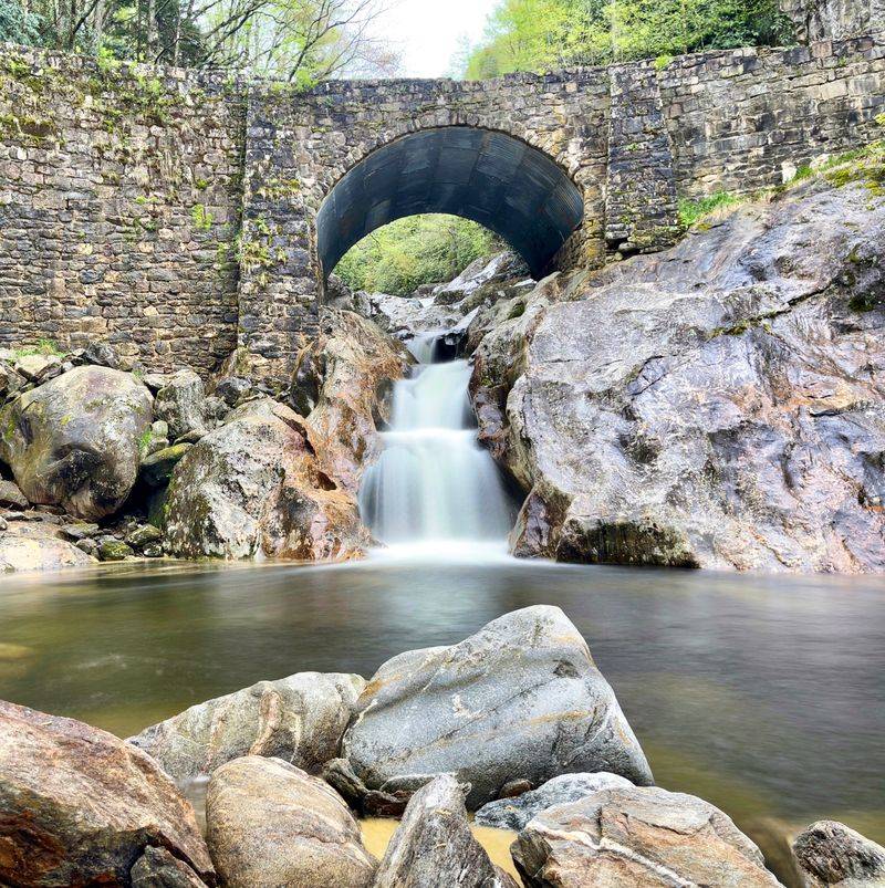 Hit The Road For Western North Carolina's Best Waterfalls (No Hiking Required) - Decor Hint Sunburst Falls