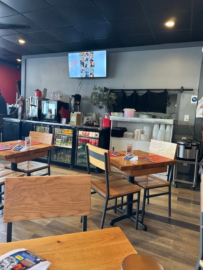 Orochan Ramen, Los Angeles